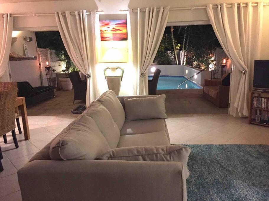 Nanpa, Luxury Family Three Bed Villa, St James West Coast, Private Pool Saint James Exterior foto